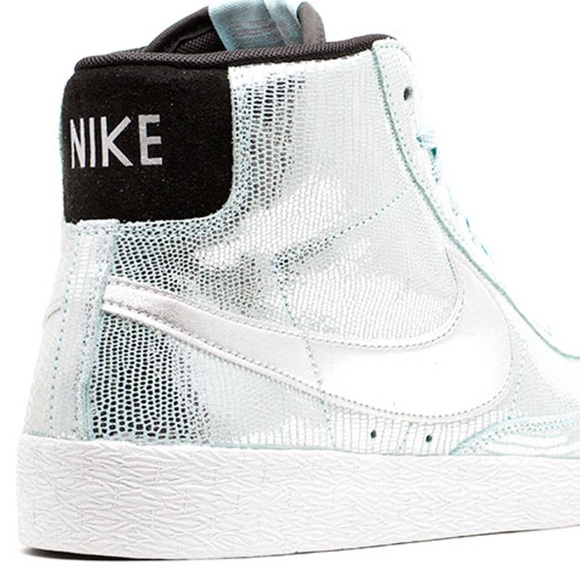 Rare! Disco Nike Blazers women's size 5.5, metallic silver/ minty fresh! - Picture 2 of 16